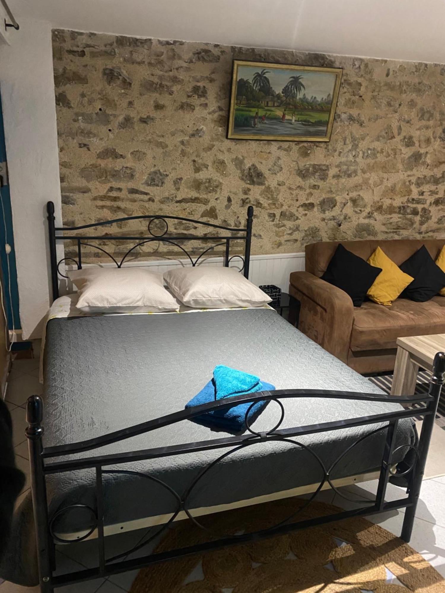 La Casa Du Port, Chambres, Suite Privee, Appartement Avec Vue Sur La Riviere Capendac Kültér fotó